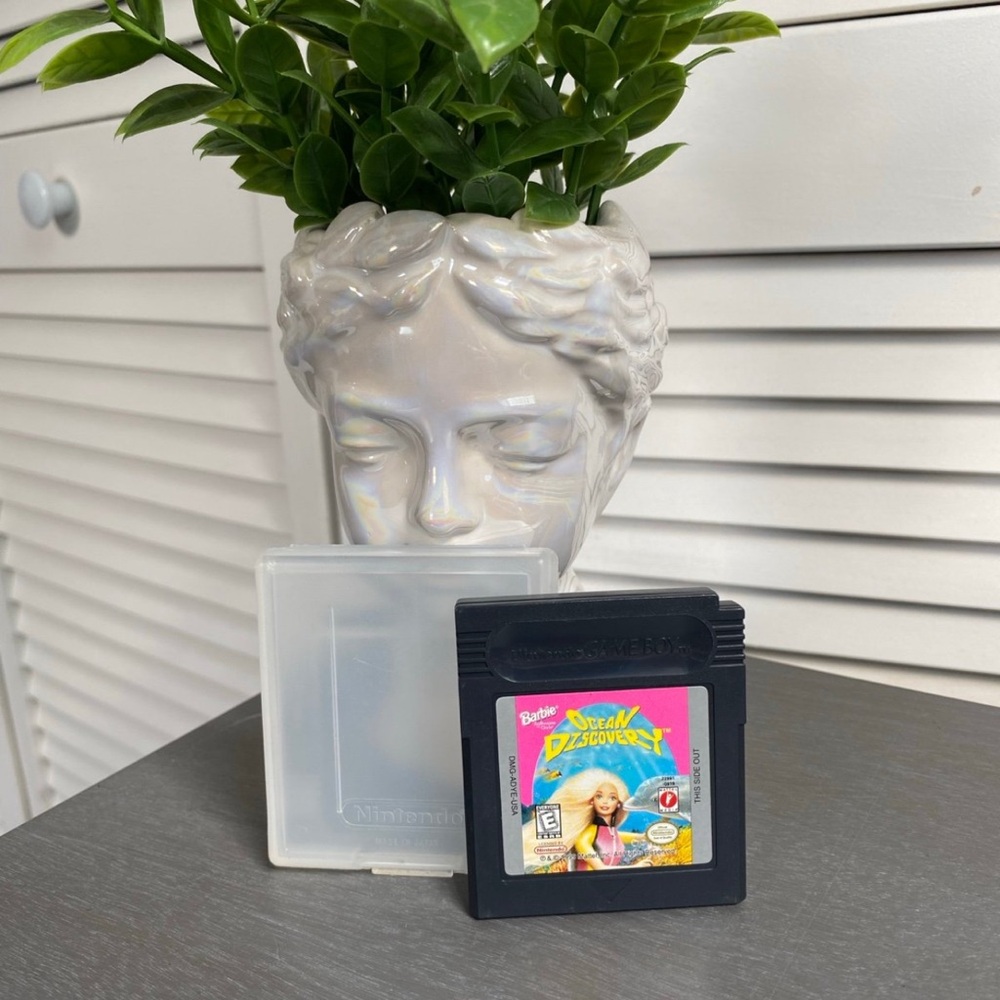 Barbie Nintendo Gameboy Ocean Discovery Game & Clear Case